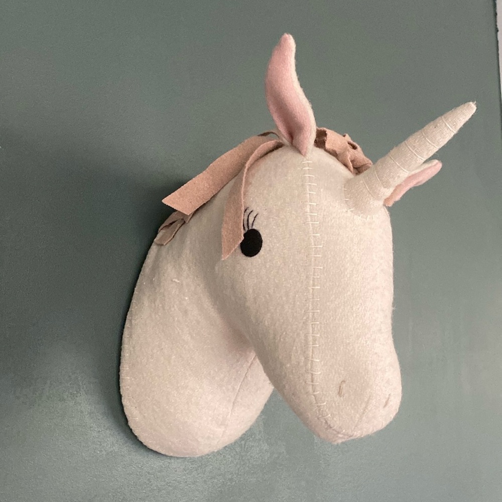 Pillowfort Stuffed Unicorn Head